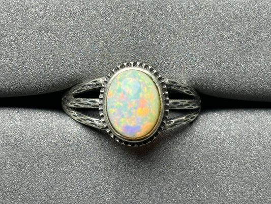 6257 Opal Ring