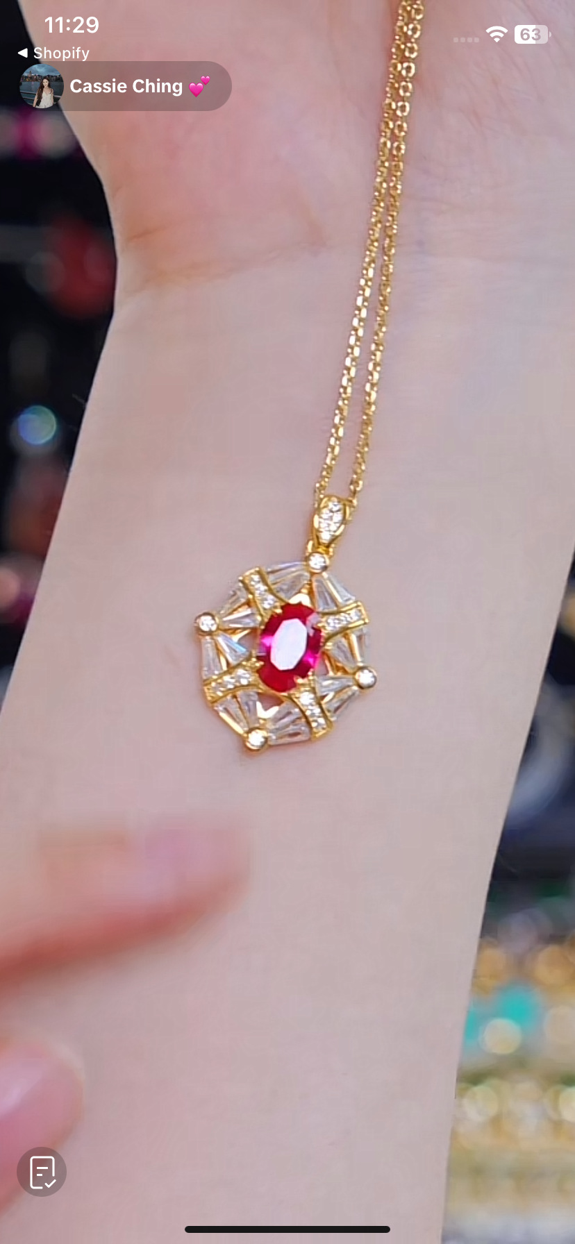 G011 Lily