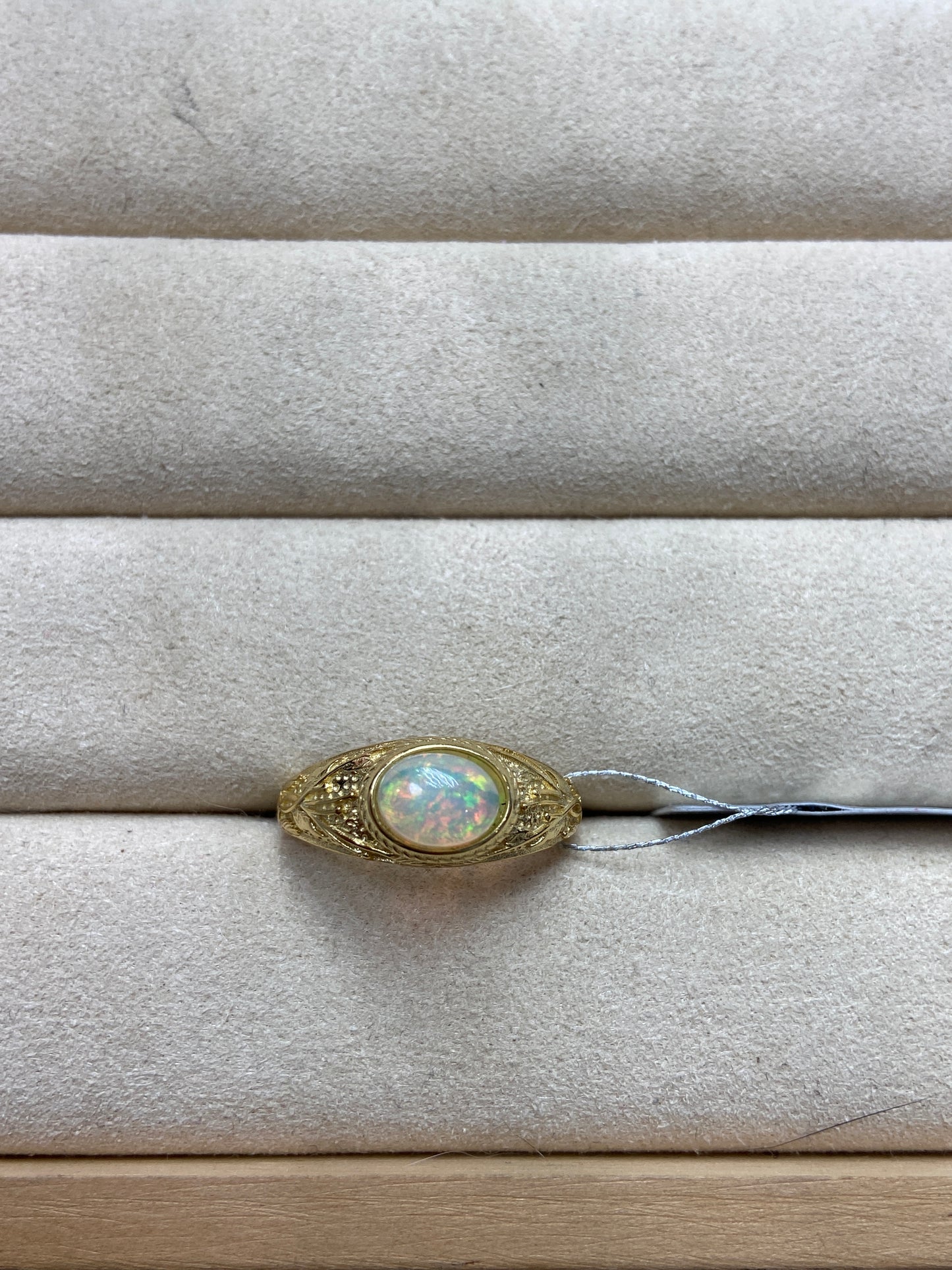 8344 Opal Ring