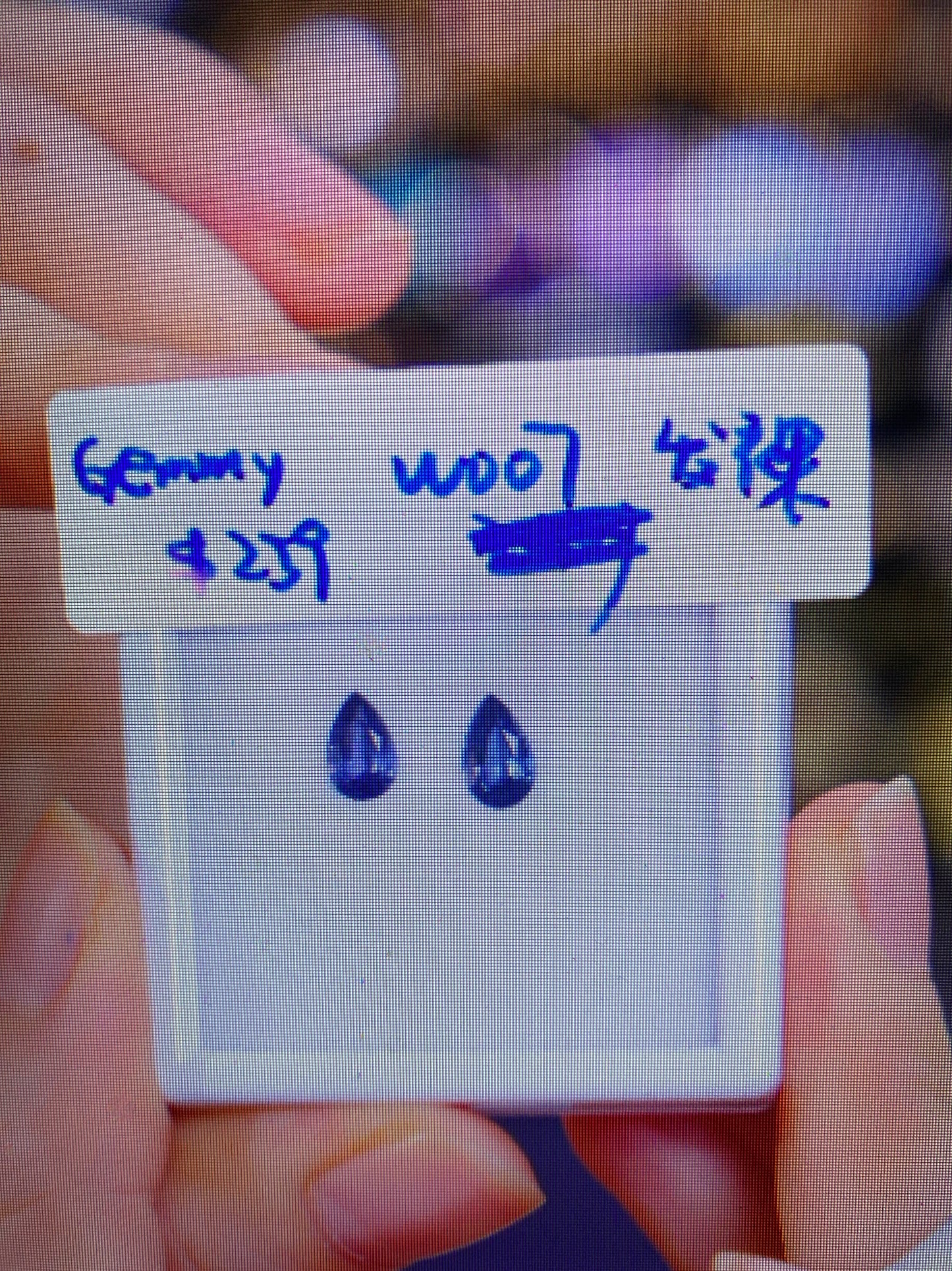 W007 lily