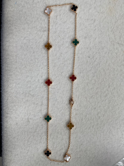 G002 clover necklace