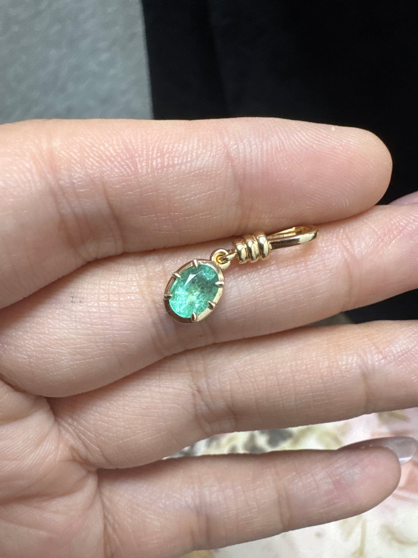 G010 Maria Sample