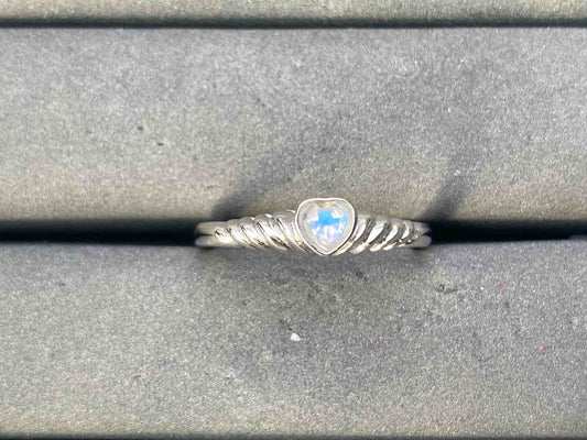 A10038 Moonstone Ring