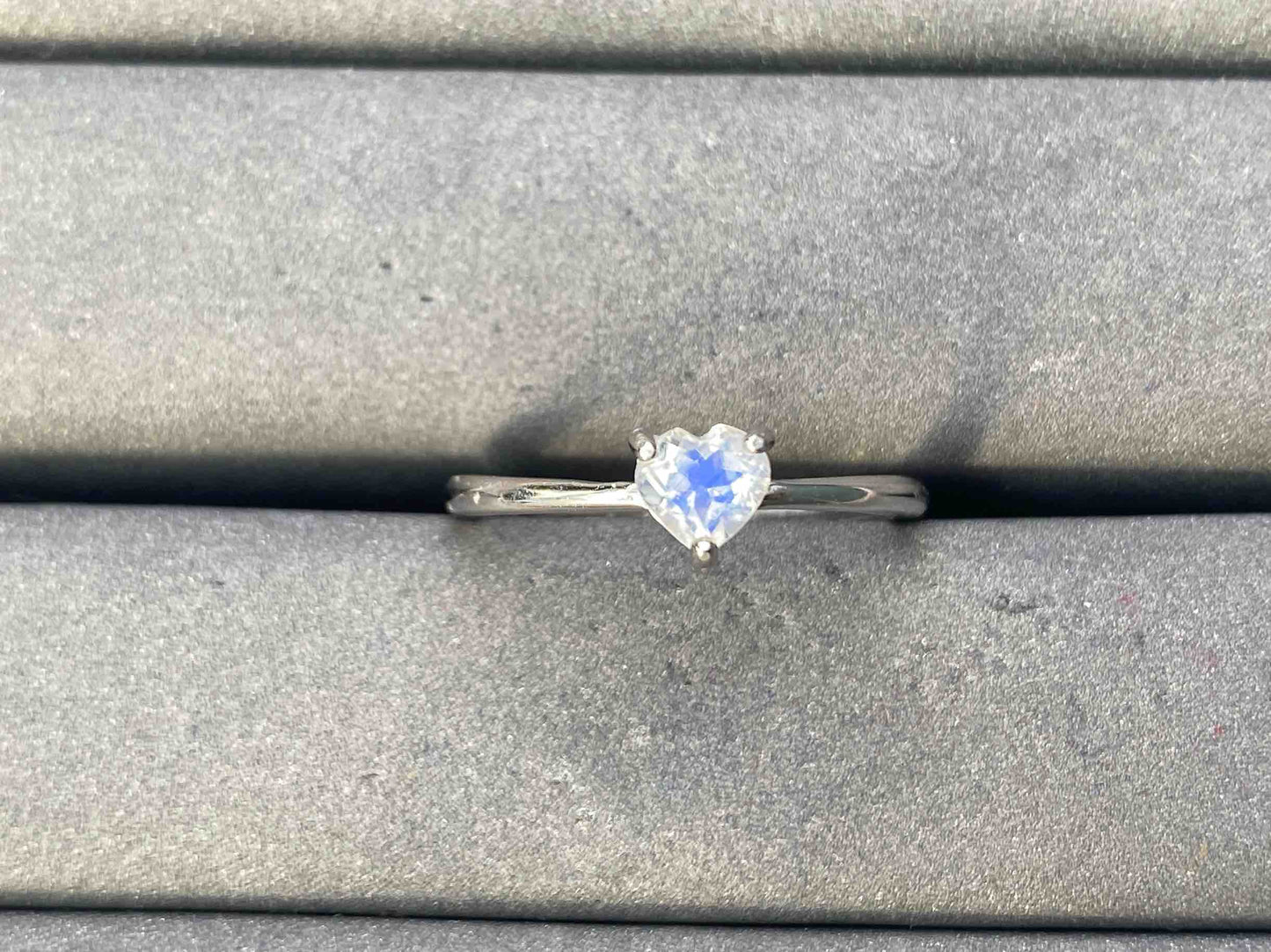 A10040 Moonstone Ring