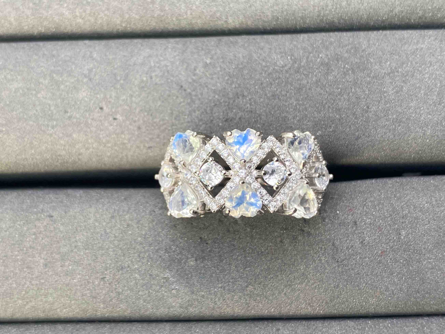 A10042 Moonstone Ring