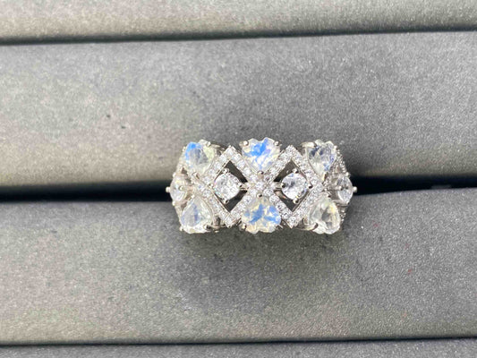 A10042 Moonstone Ring