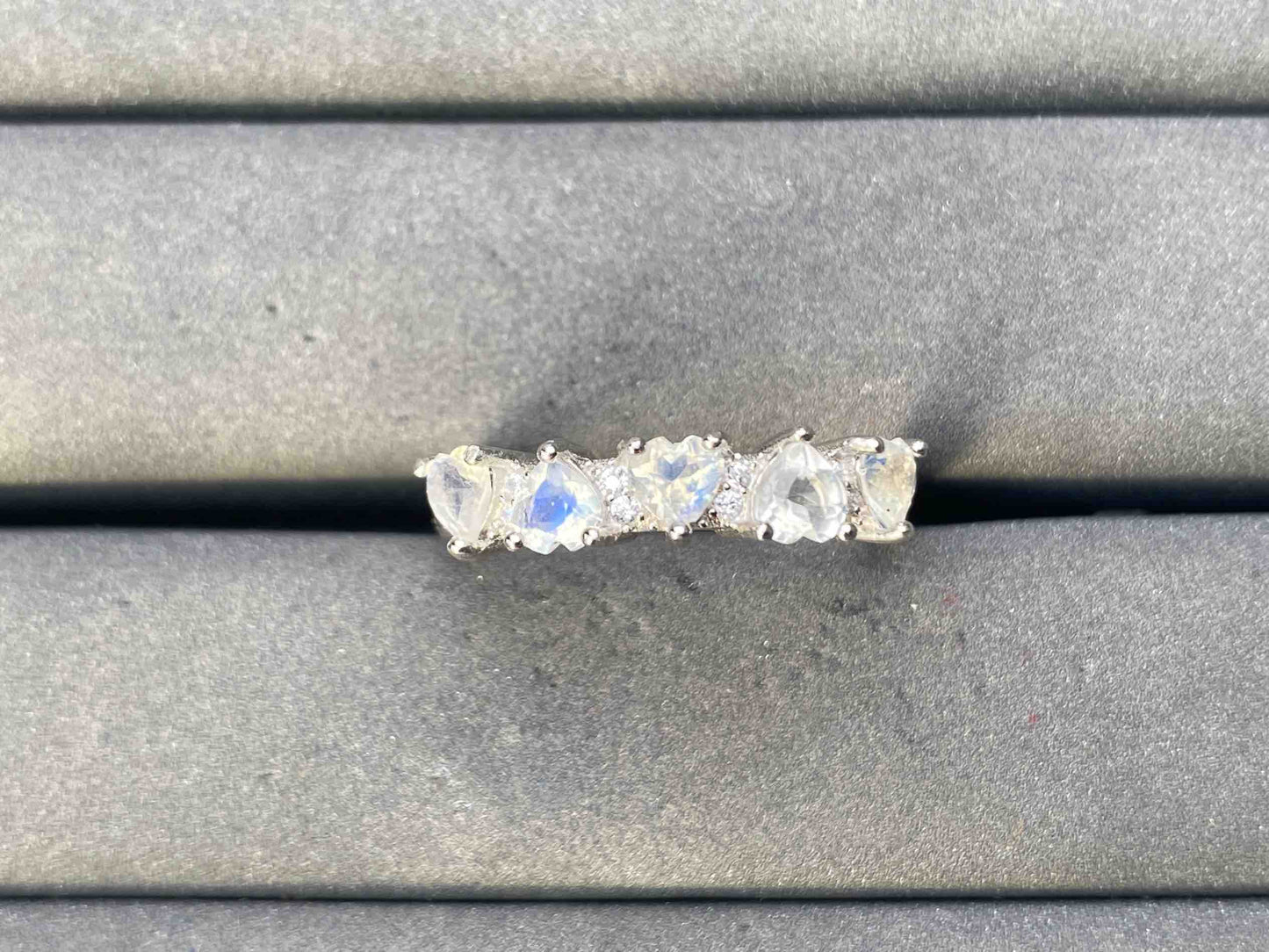 A10043 Moonstone Ring