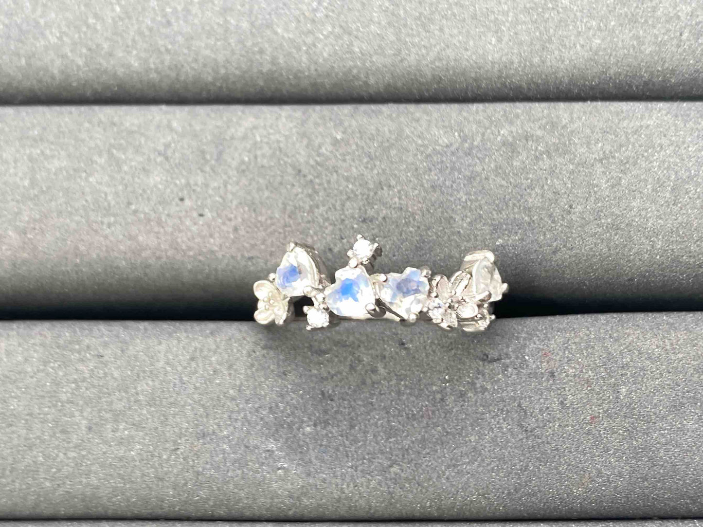 A10044 Moonstone Ring