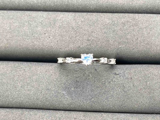 A10045 Moonstone Ring