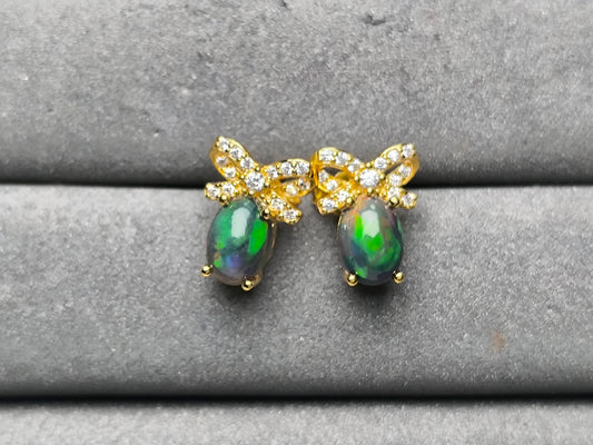 A10114 Opal Earrings