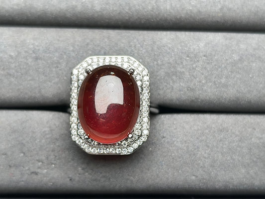 A10136 Garnet Ring