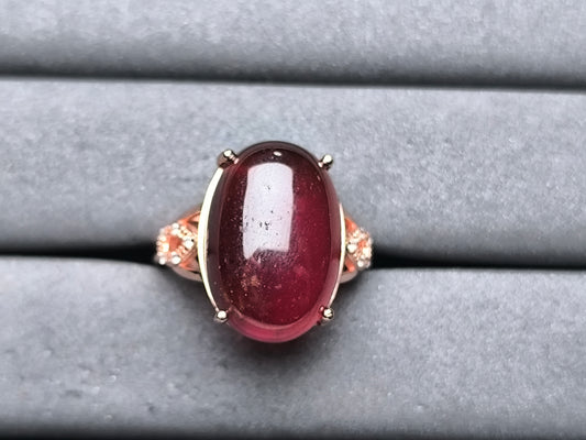 A10137 Garnet Ring