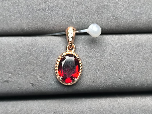 A10142 Garnet Pendant