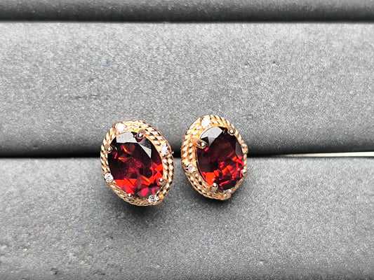 A10144 Garnet Earrings