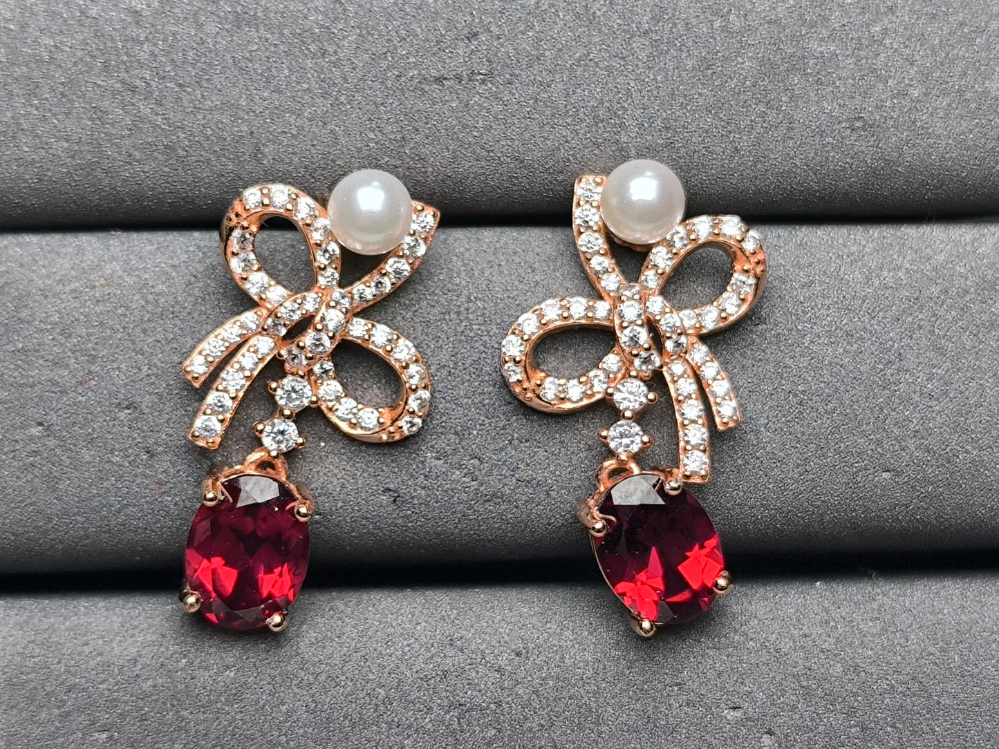 A10153 Garnet Earrings