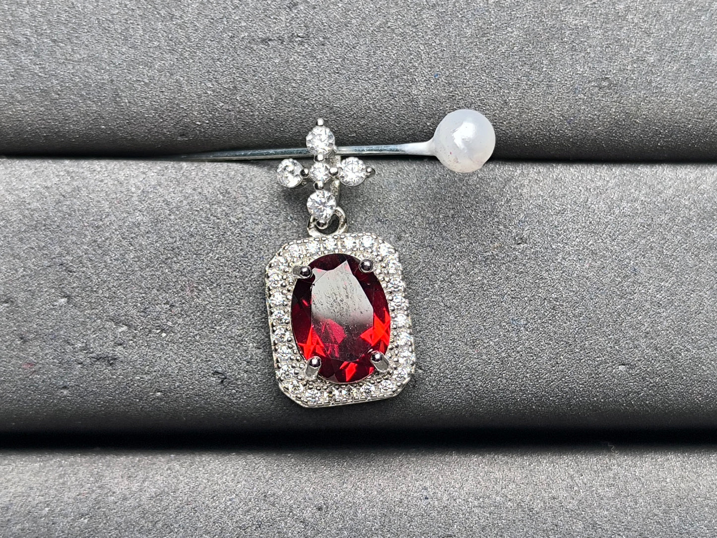 A10154 Garnet Pendant