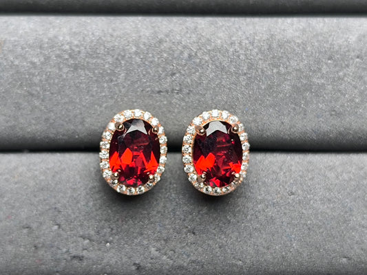 A10168 Garnet Earrings