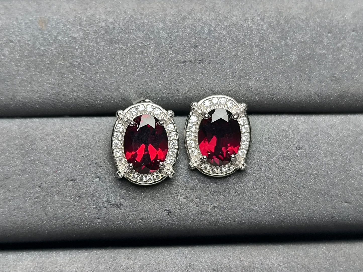 A10170 Garnet Earrings