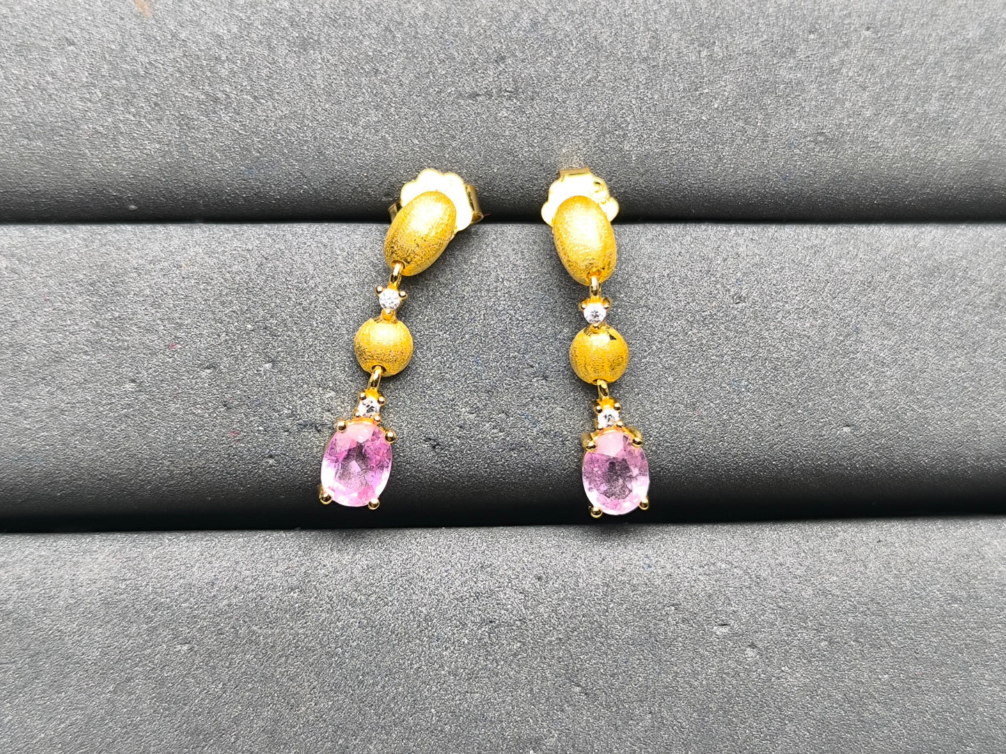 A10209 Pink Sapphire Earrings