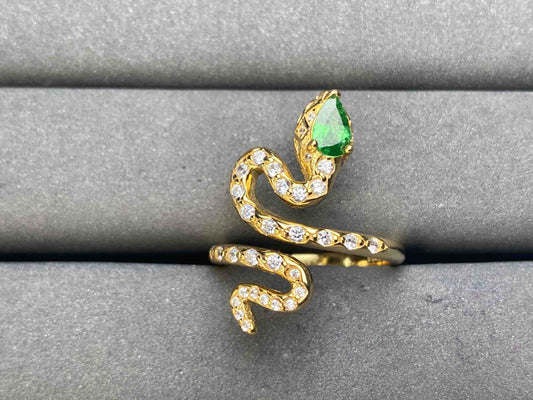 A10337 Tsavorite Ring