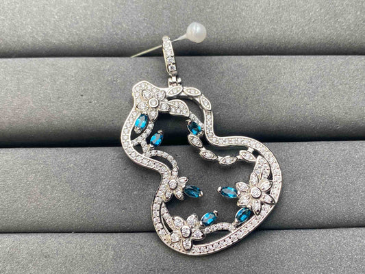 A10350 Topaz Pendant