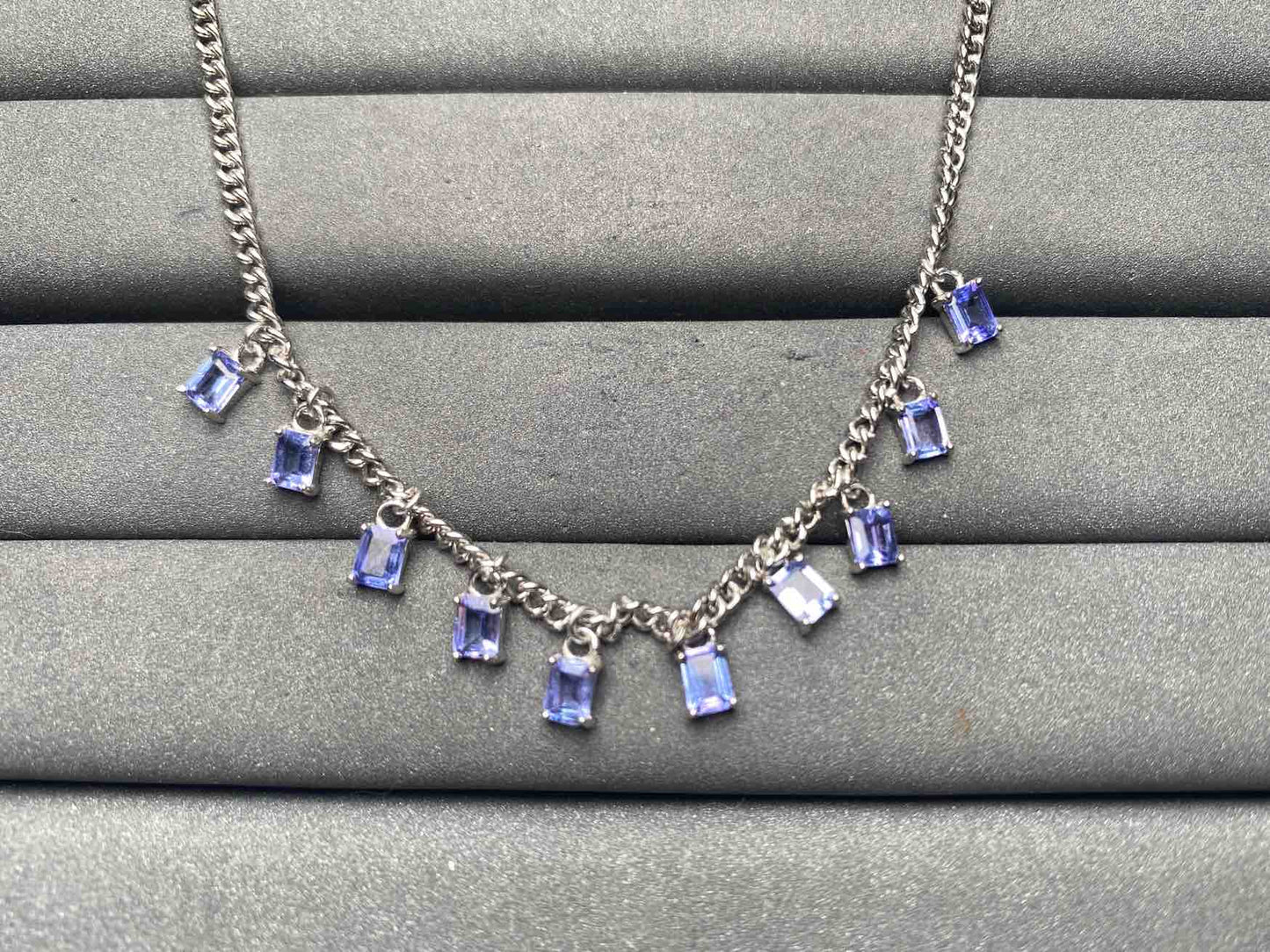 A10448 Tanzanite Necklace