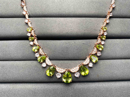 A10450 Peridot Necklace