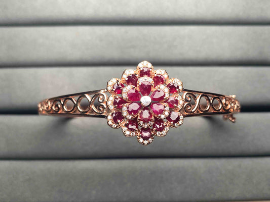 A10530 Ruby Bangle