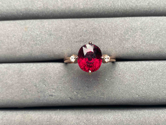 A10572 Garnet Ring