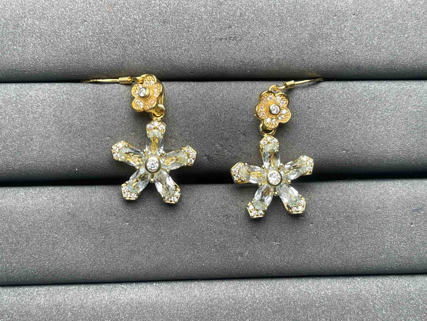 A10598 Sapphire Earrings