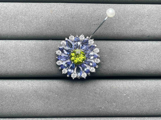 A10634 Peridot Pendant