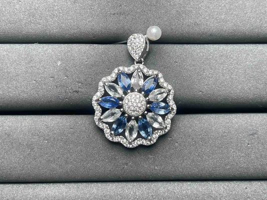 A10639 Tanzanite Pendant