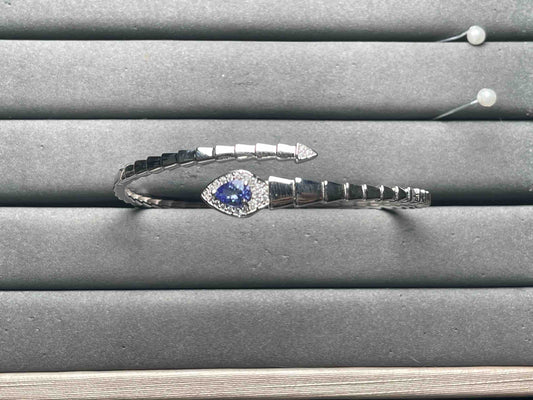 A10663 Tanzanite Bangle