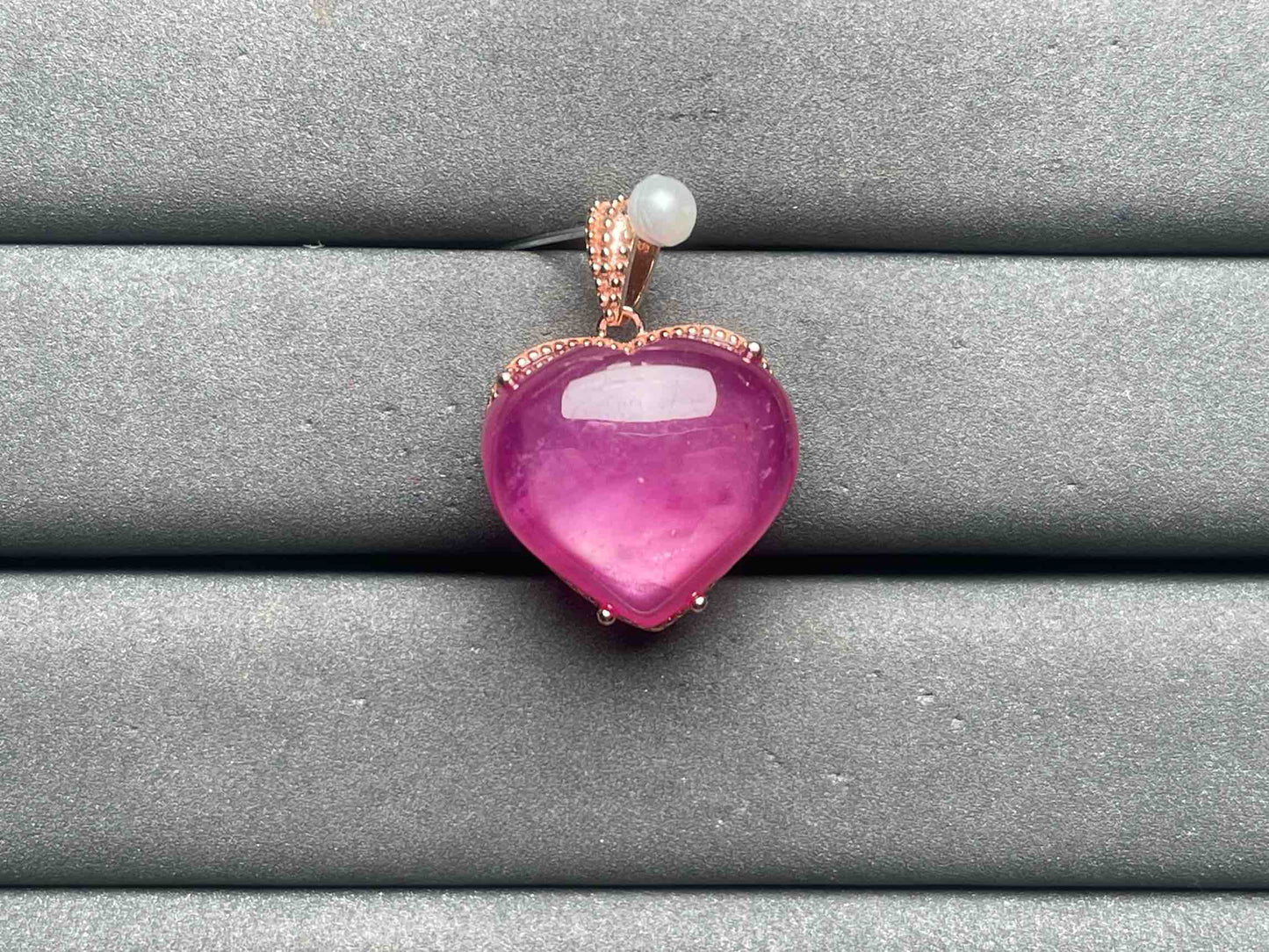 A10682 Ruby Pendant