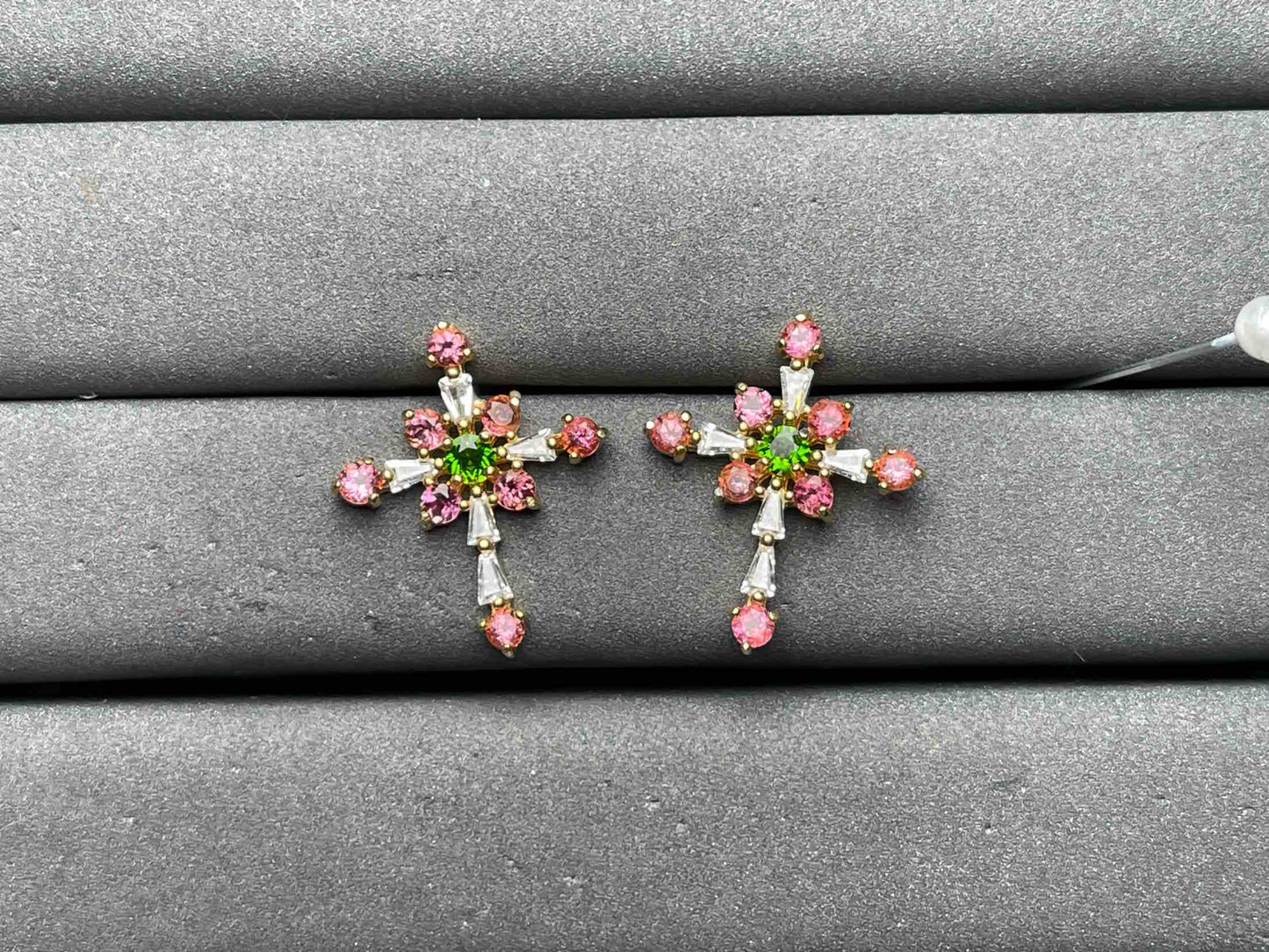 A10690 Diopside Earrings