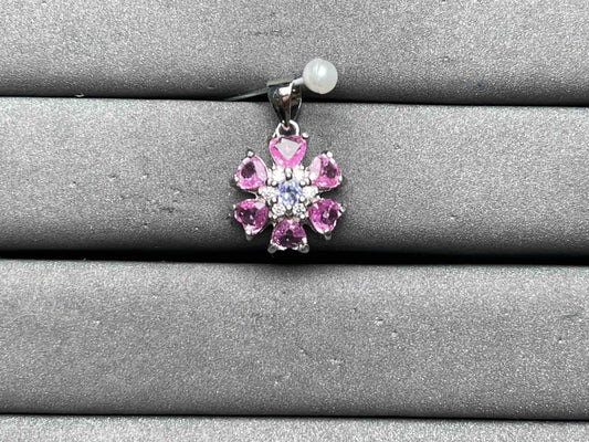 A10692 Sapphire Pendant