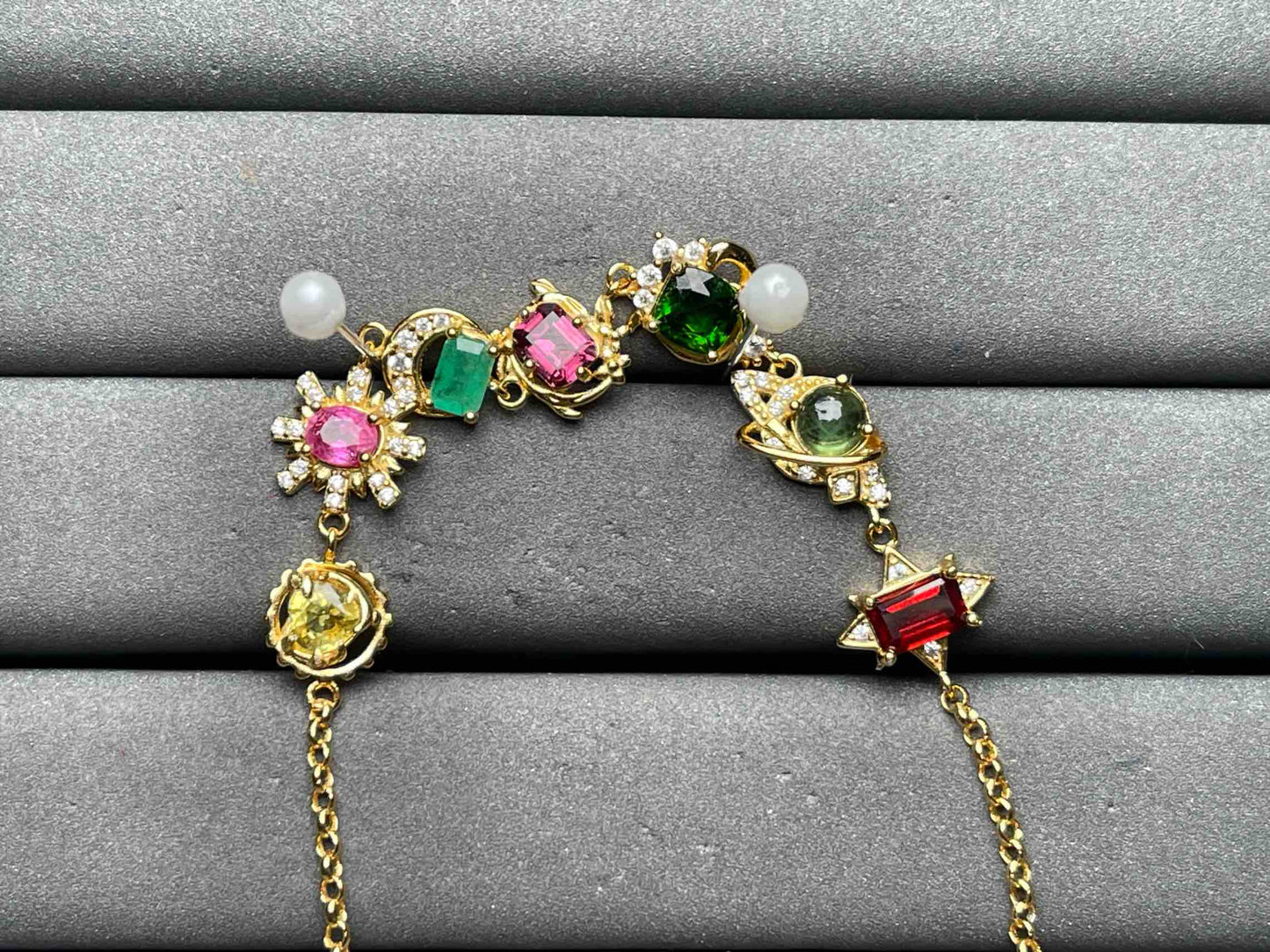 A10702 Emerald Bracelet