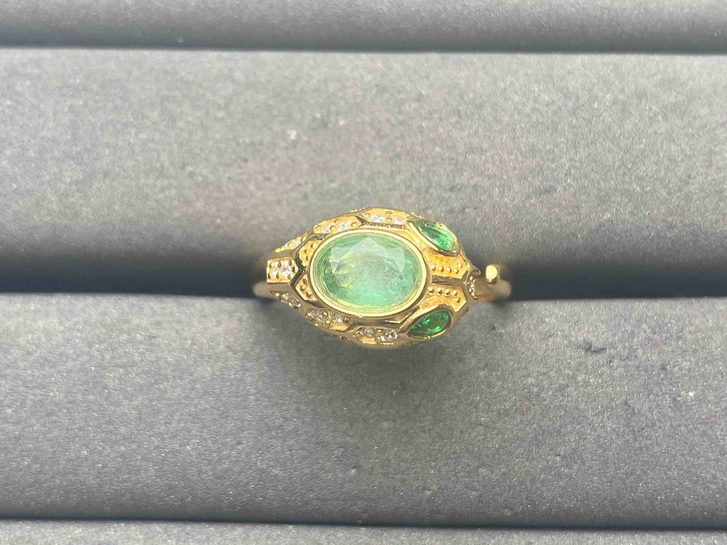 A10736 Emerald Ring