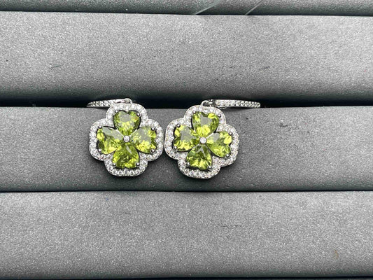 A10750 Peridot Earrings