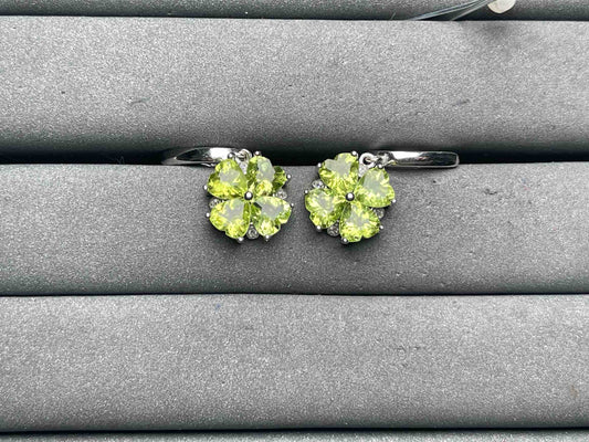 A10751 Peridot Earrings