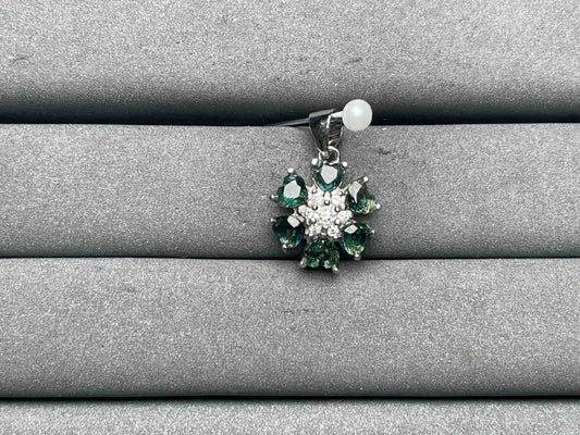 A10759 Sapphire Pendant