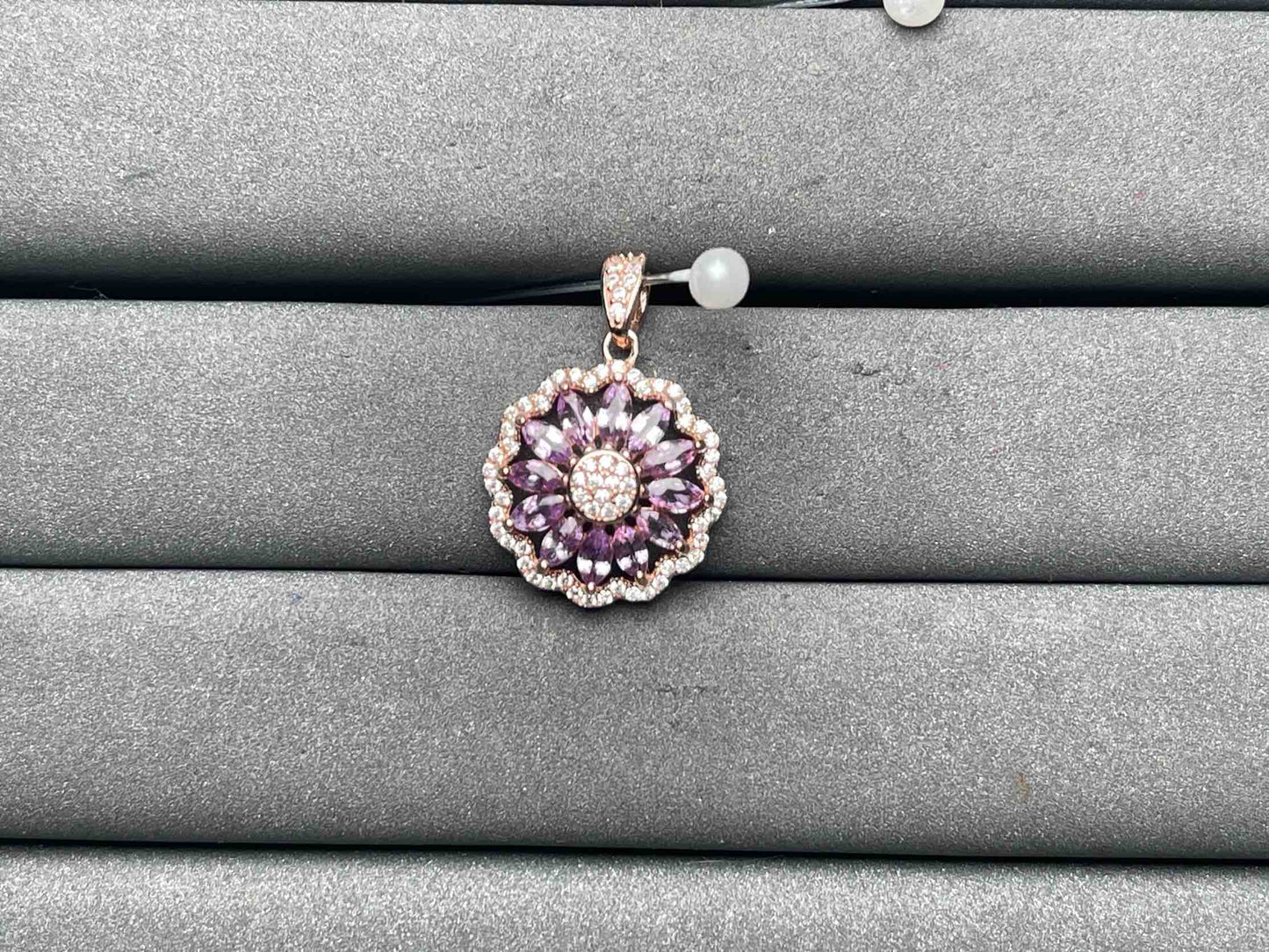 A10770 Sapphire Pendant