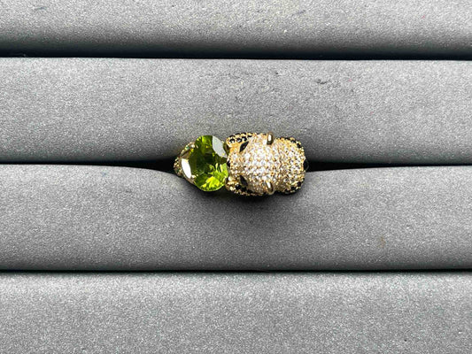 A10772 Peridot Ring
