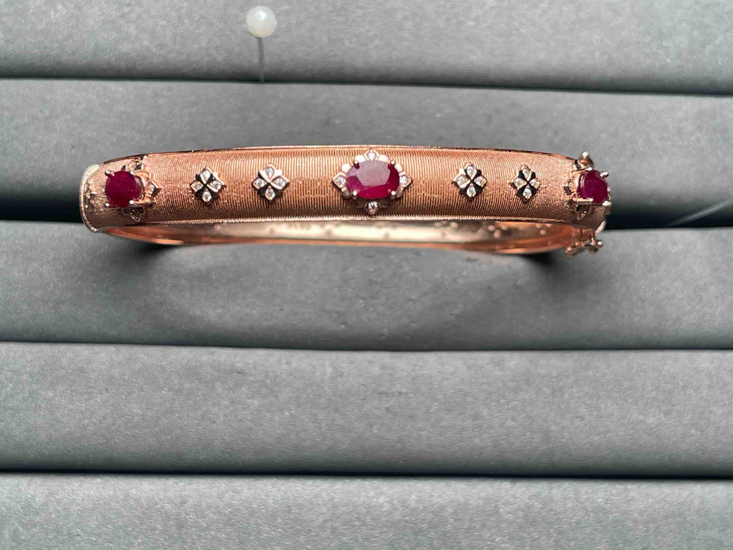 A10786 Ruby Bangle