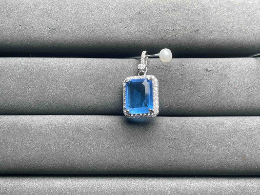 A10897 Color Changing Pendant