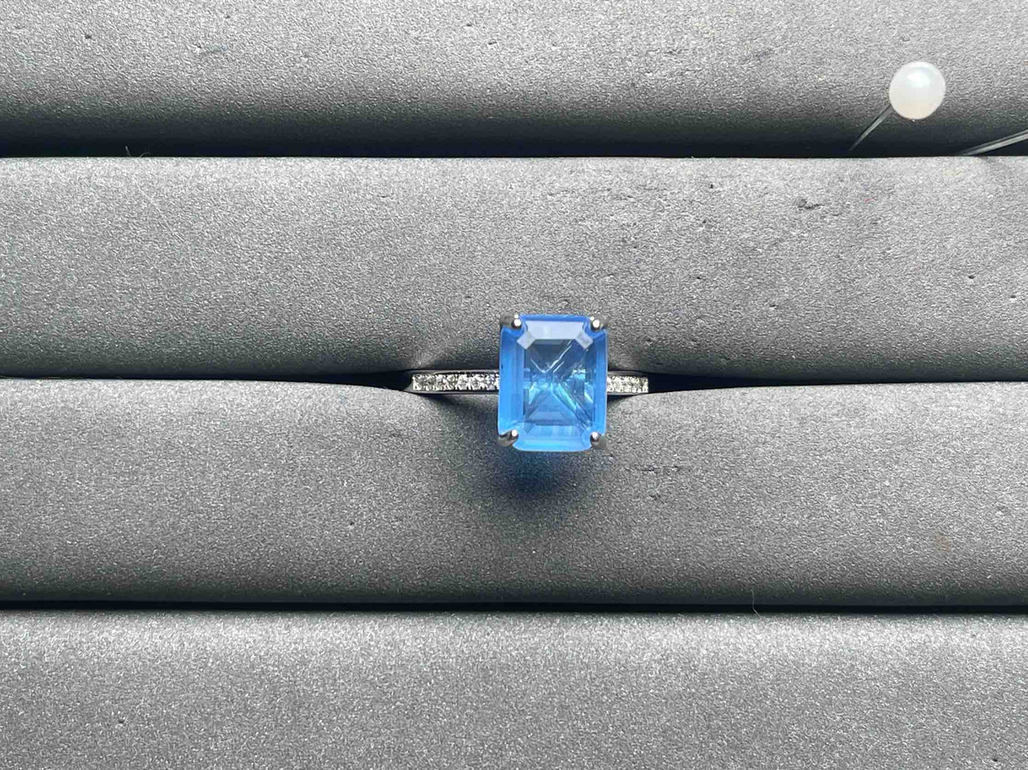 A10898 Color Changing Ring