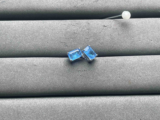 A10929 Color Changing Earrings