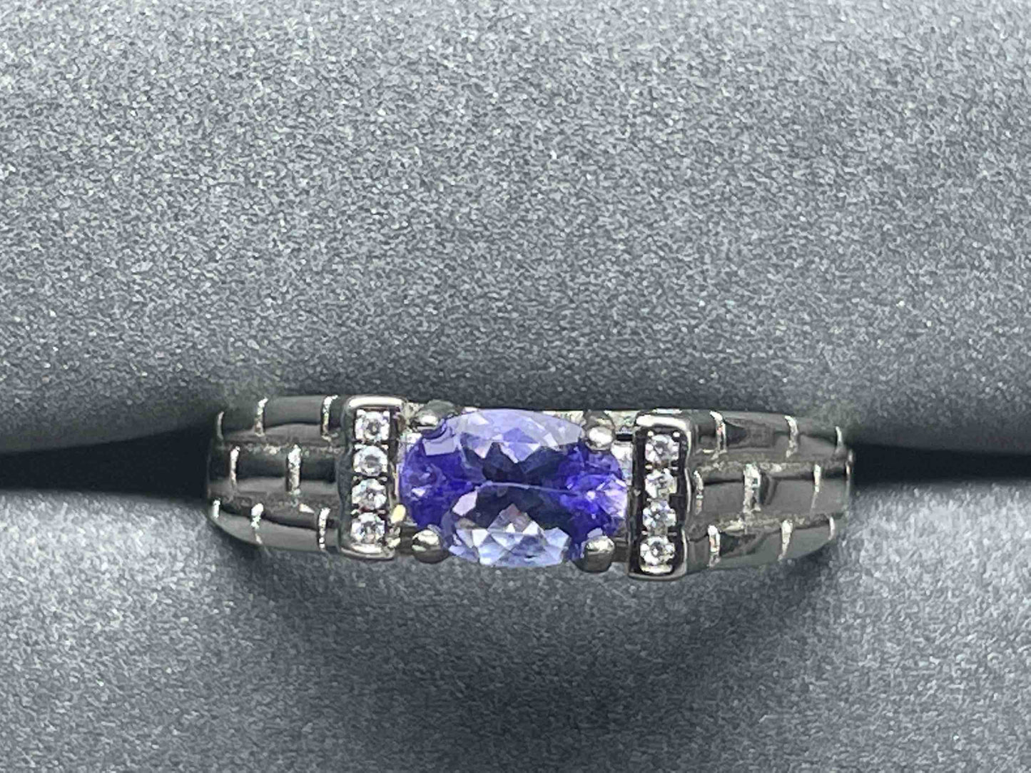 A1106 Tanzanite Ring