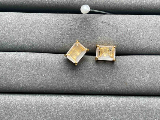 A11065 Color Changing Earrings