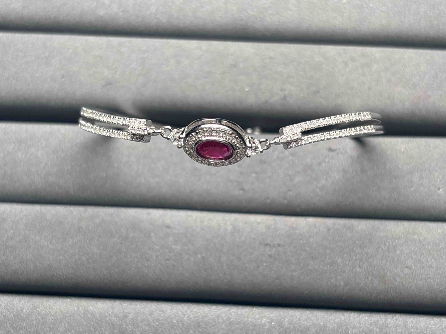 A11082 Ruby Bangle